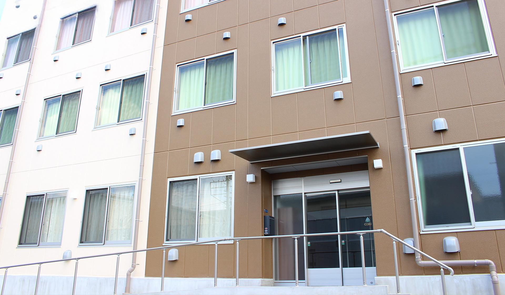 ライフホープ寝屋川2番館